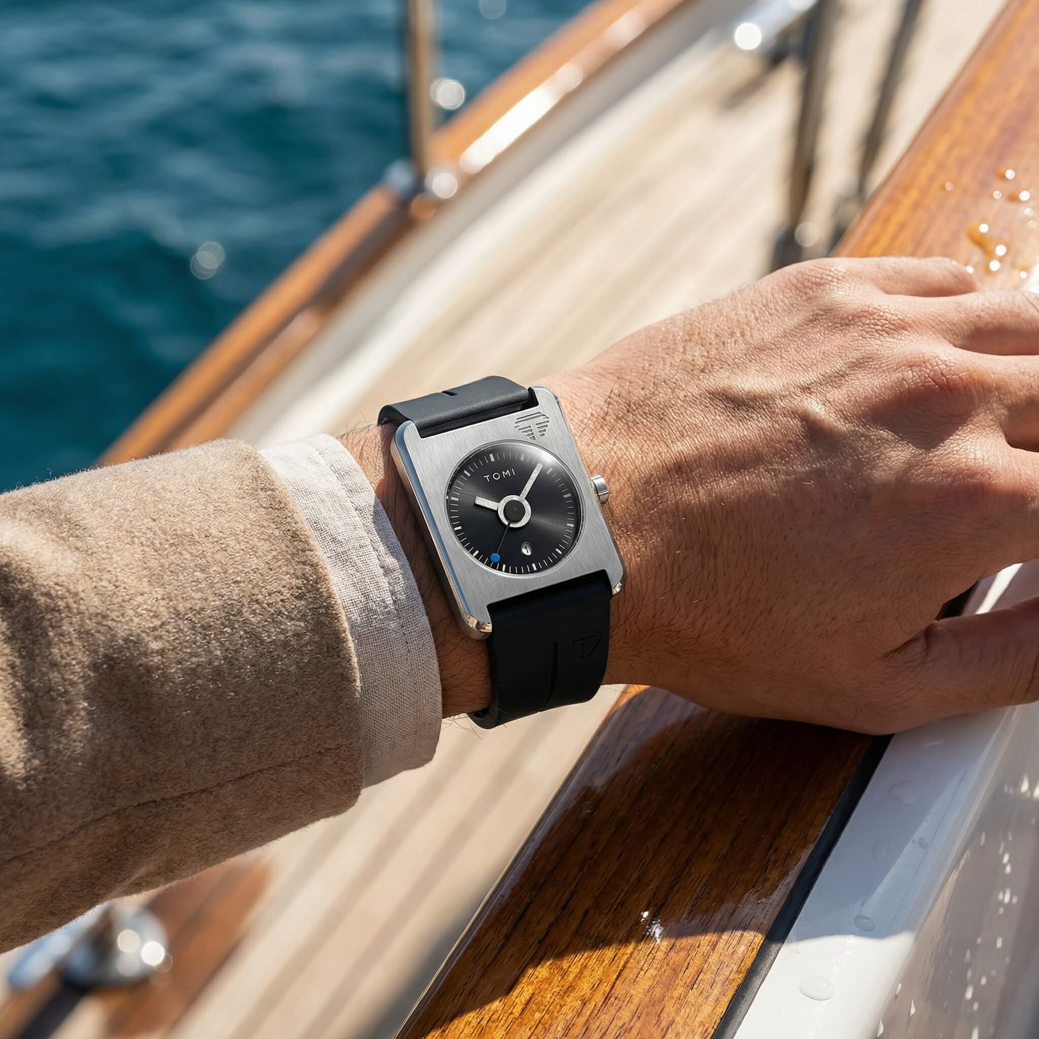 stratton-watch-blacksilver