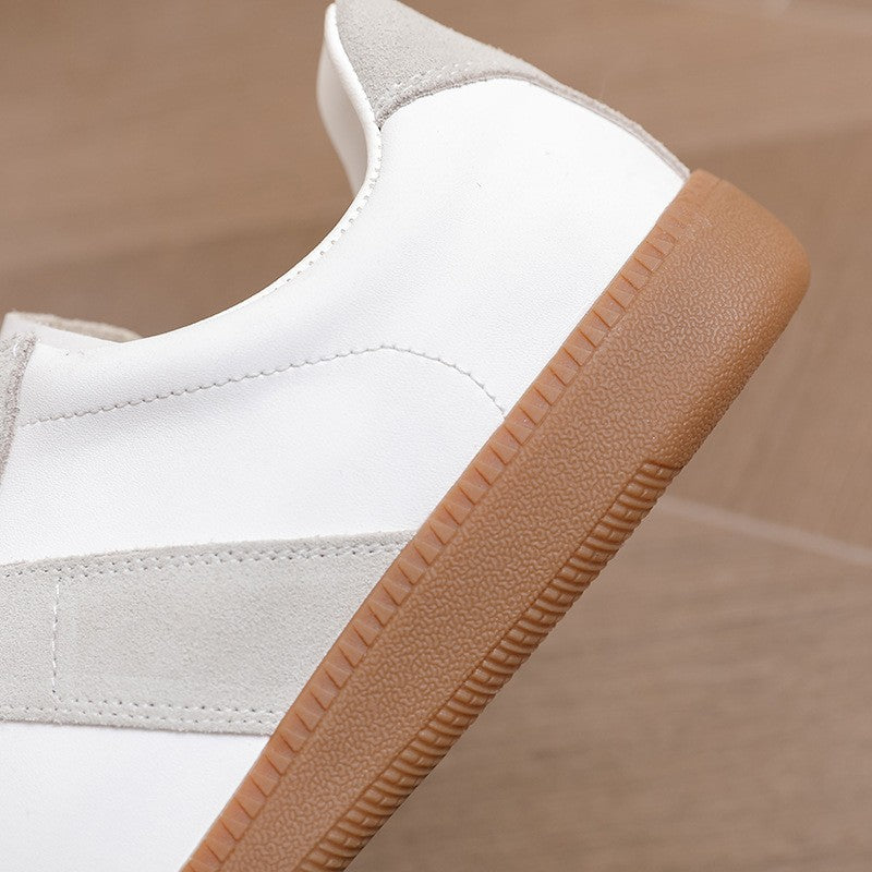 Cambridge Court Sneaker